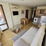 Vv Vigo Apartamento *