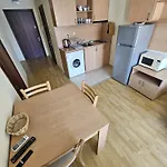 Vv Vigo Apartamento Nesebar