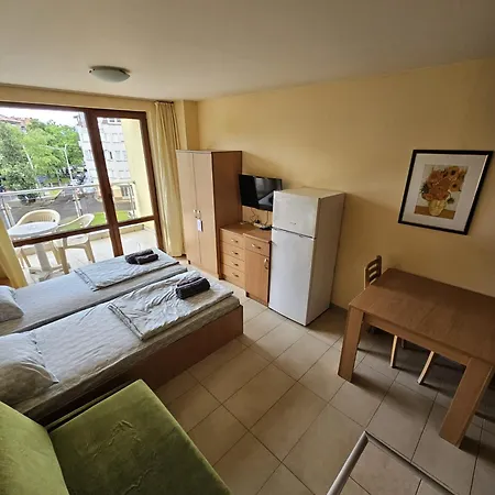 Vv Vigo Apartman Neszebar