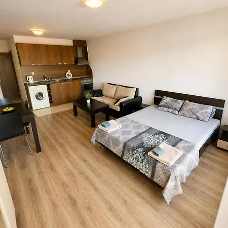 Vv Vigo Apartamento Nesebar